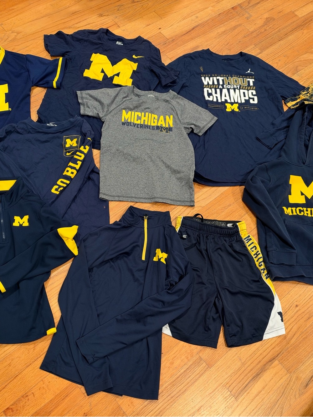 Lot of 11 boy’s U of M Michigan clothing Various Sizes